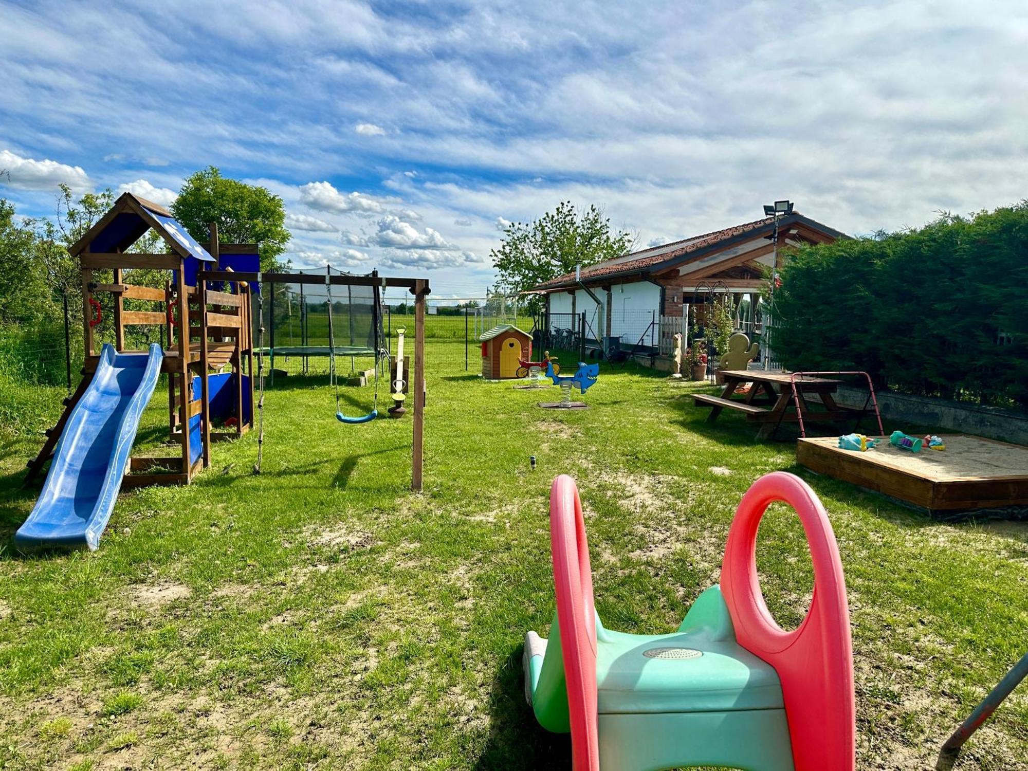 Appartamento Family Relais La Magnolia Villanova d'Asti Esterno foto